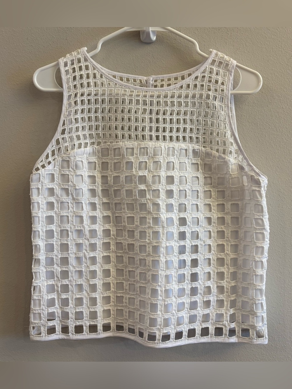 Milly White Eyelet Sleeveless Shell Top Size 8 NEW